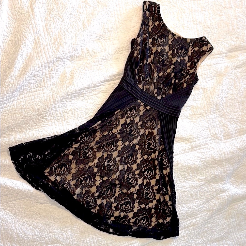 Elegant Black Lace Dress